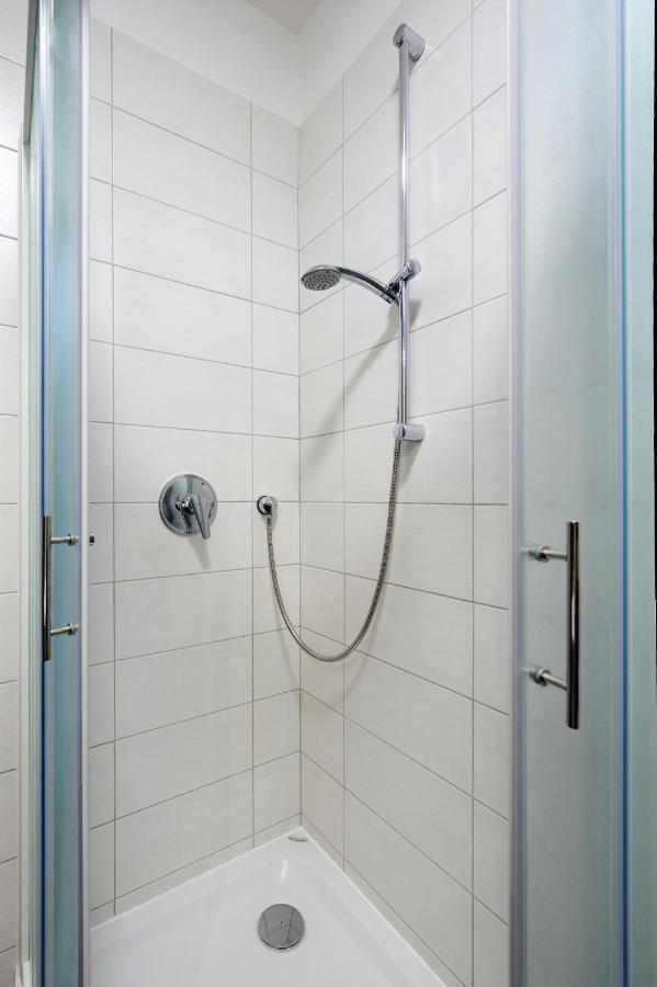 Apartments Alluro Ровинь Экстерьер фото
